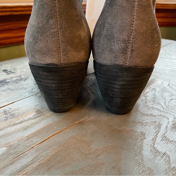 Born Shoes gray suede slouch ankle boots | size 11 - Picture 4 of 5